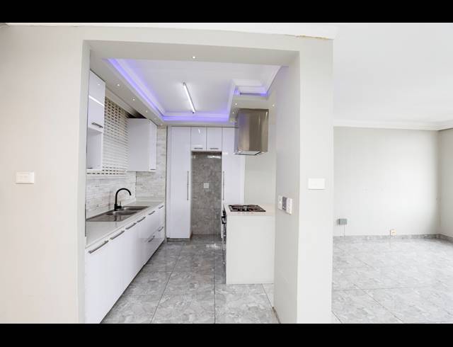 2 BEDROOM APARTMENT FOR SALE IN MORNINGSIDE